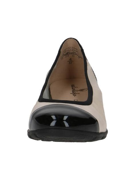 Ballerina Artikelnummer: 2000017 Neueste Stile