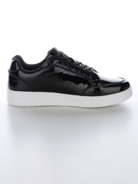 24 Hours Sneaker inLack-Optik Artikelnummer: 1892416 Saisonale Angebote