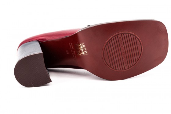 Riccardo Cartillone Chie Mihara XENCO Granate Osterangebot