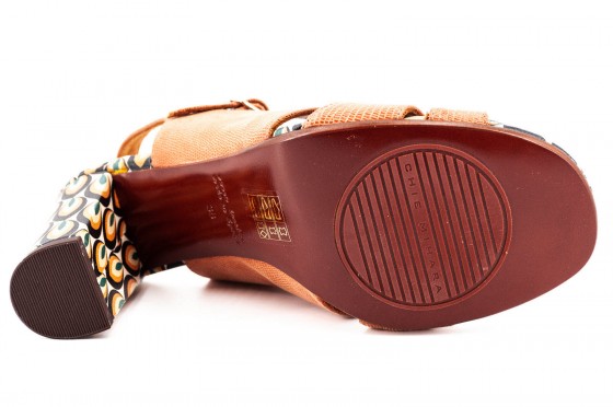Riccardo Cartillone Chie Mihara BADEN salmon im Angebot