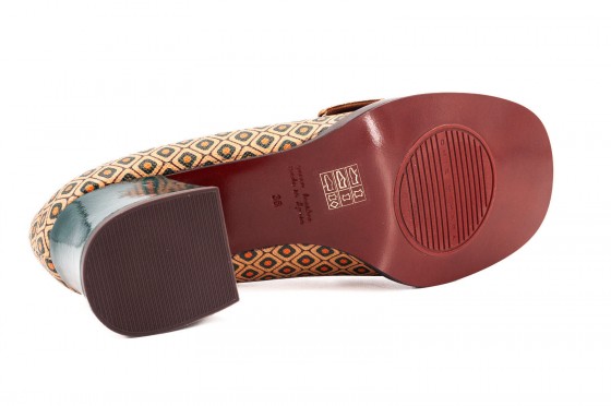 Riccardo Cartillone Chie Mihara TEISIN Brown Wochenangebot