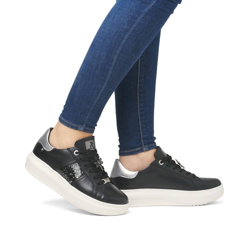 Rieker Artikelnummer W1202-00 Rieker Damen Sneaker Low mattschwarz-silber Bestseller