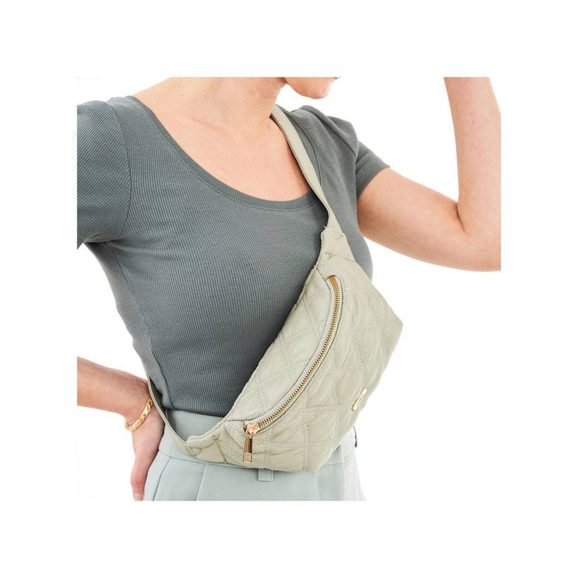 Rieker Artikelnummer H1502-52 Rieker Gürteltasche mintgrün Auslauf
