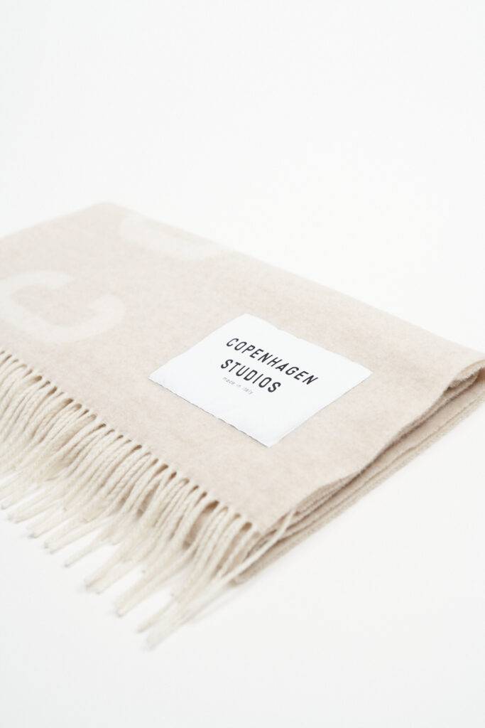 Studio Copenhagen CPH SHAWL 1 wool mix beige Begrenzte Freigabe