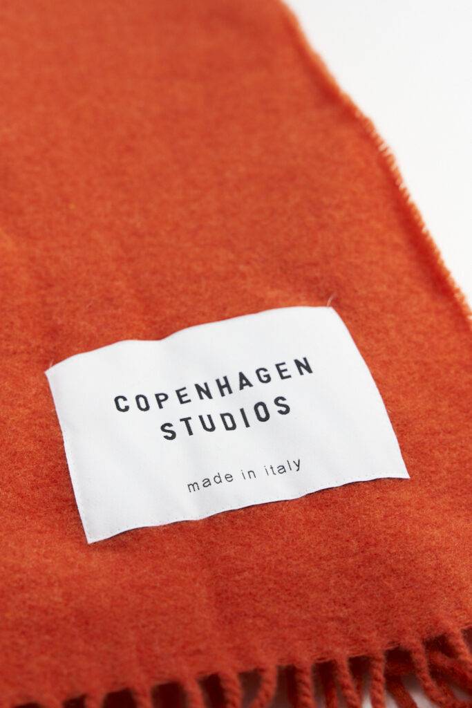 Studio Copenhagen CPH SHAWL 6 wool mix orange Fabrikladen