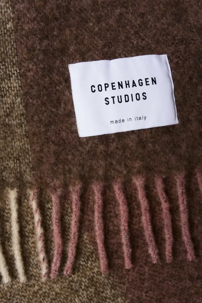 Studio Copenhagen CPH SHAWL 4 wool mix rose/brown Begrenzt auf 3 Tage