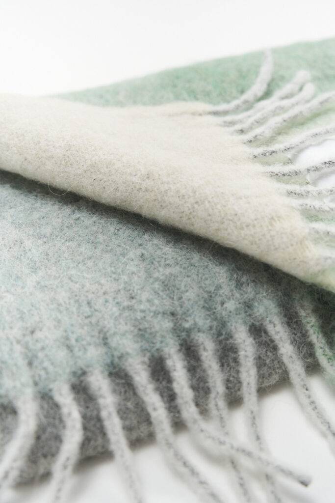 Studio Copenhagen CPH SHAWL 4 wool mix jade green Verkauf