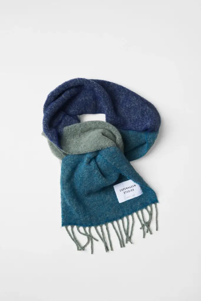 Studio Copenhagen CPH SHAWL 11 wool mix turquoise Limitierter Zeitrabatt