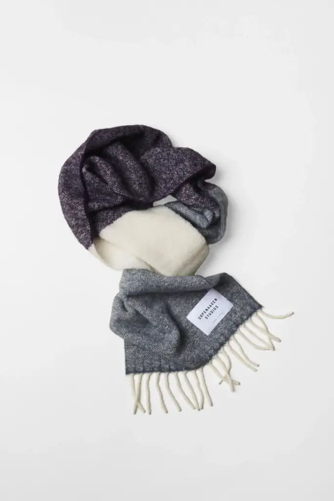 Studio Copenhagen CPH SHAWL 11 wool mix purple Flash Sale