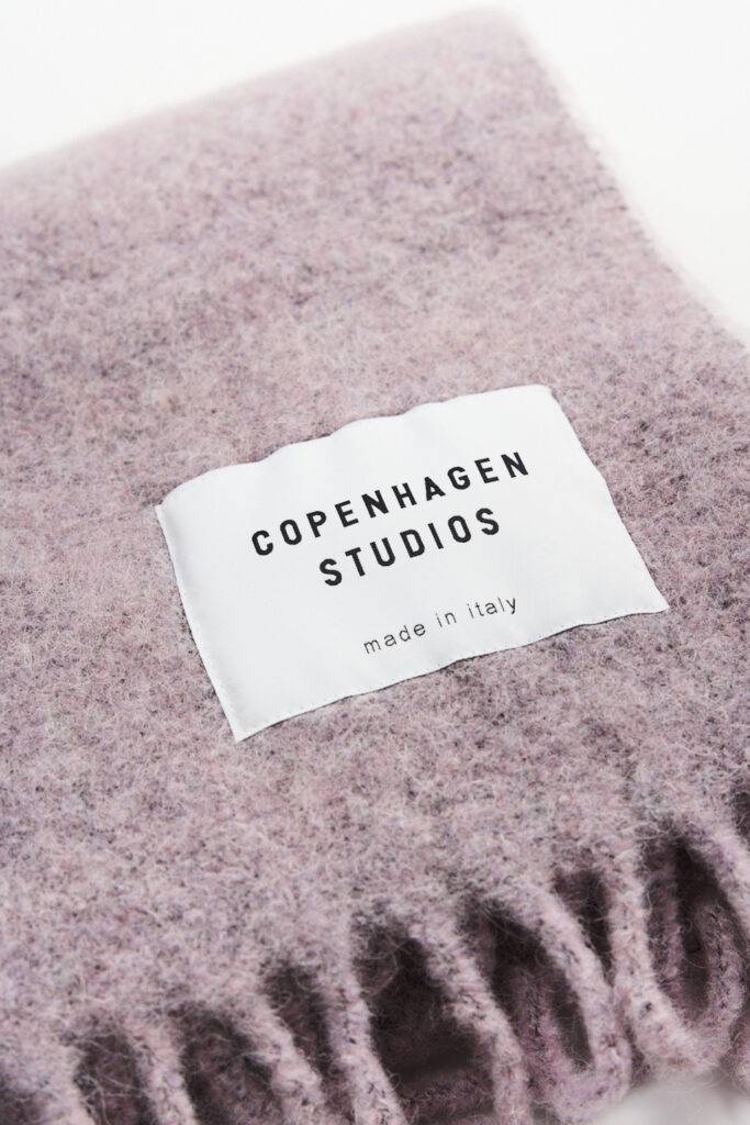Studio Copenhagen CPH SHAWL 5 wool mix powder Saisonschlussverkauf
