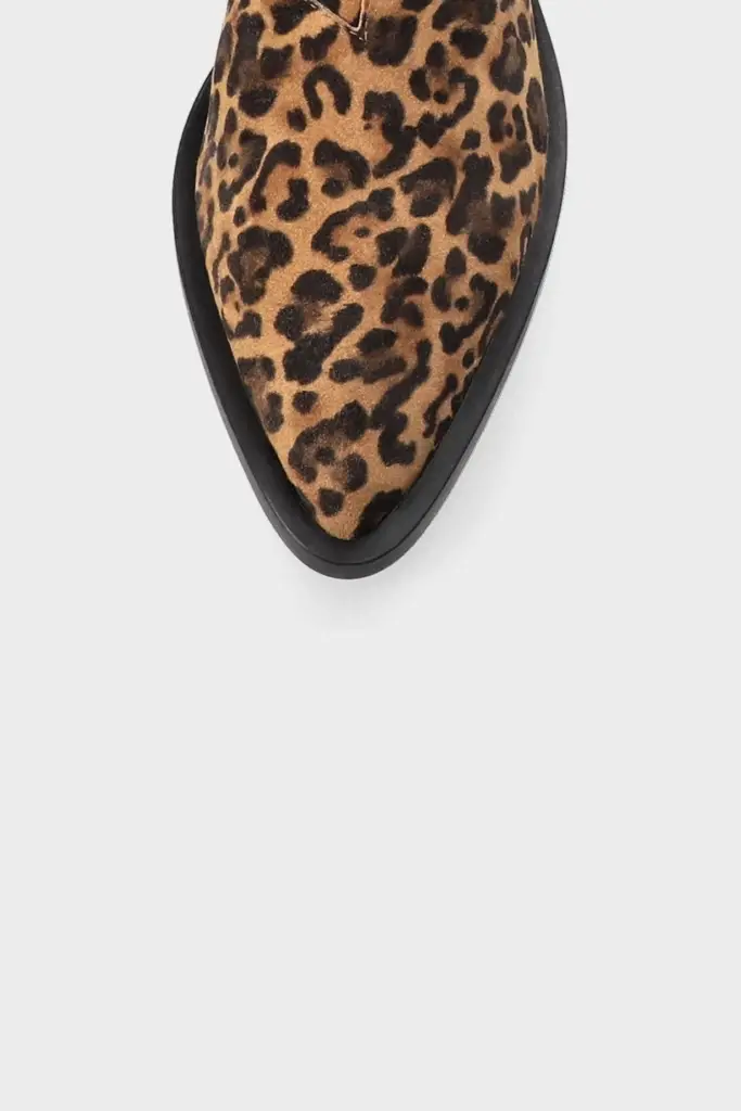 Studio Copenhagen CPH323 suede leo 2025