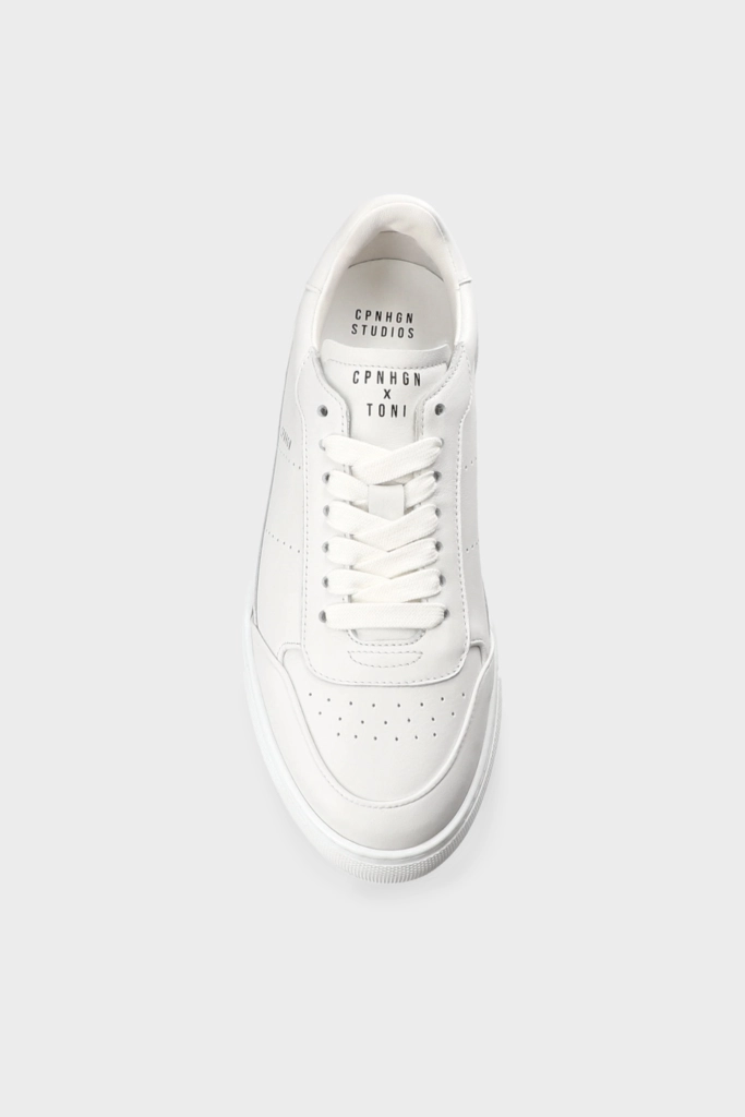 Studio Copenhagen CPH253 x Toni Garrn leather white Begrenztes Angebot