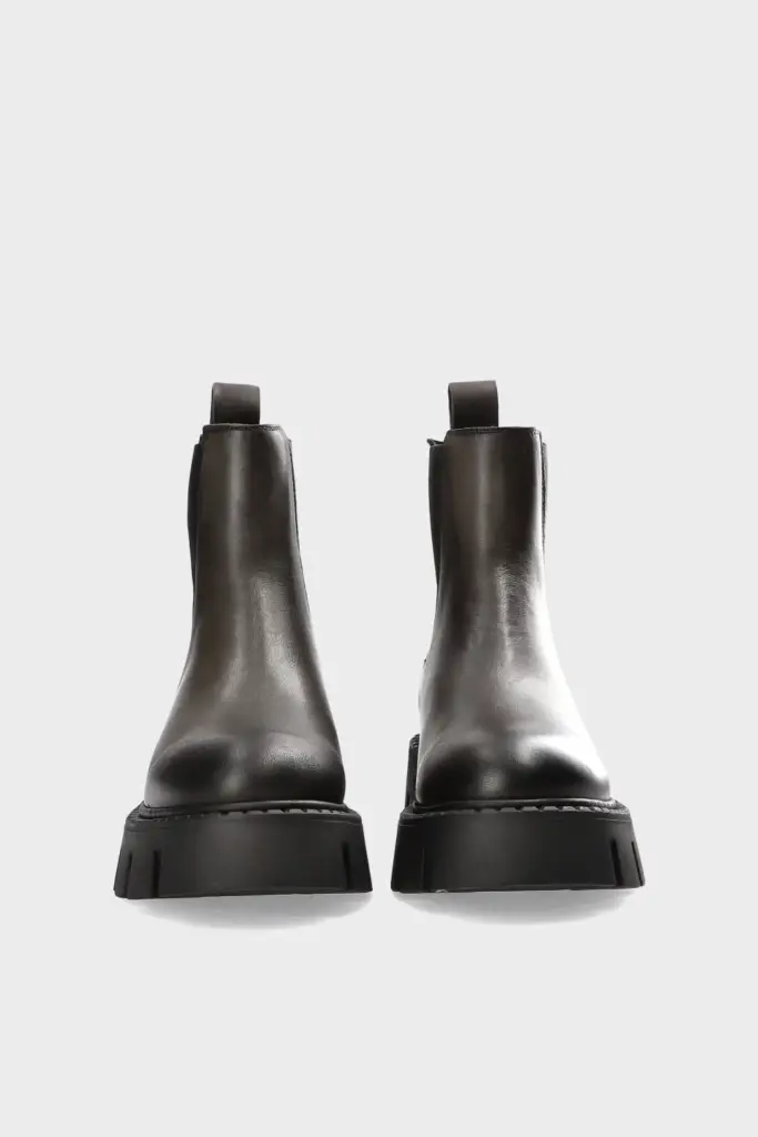 Studio Copenhagen CPH137 vintage vitello off black 2025