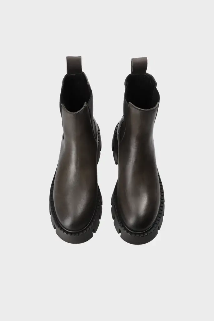 Studio Copenhagen CPH137 vintage vitello off black 2025