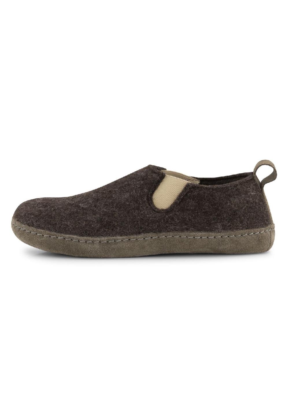 TRAVELIN' Slipper In-Home Black Friday