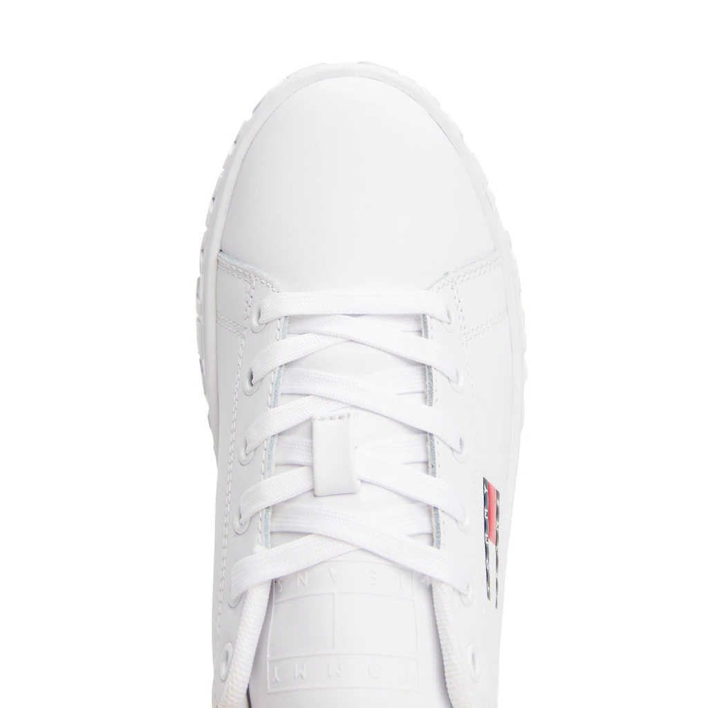 Tommy Jeans Plateausneaker »TJW LOGO OUTSOLE SNEAKER ESS« Freizeitschuh Halbschuh Schnürschuh mit seitlicher Logoflagge kaufen VIP-Rabatte