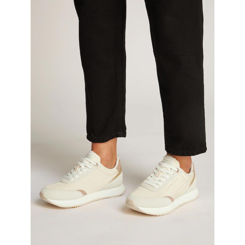 Tommy Hilfiger Plateausneaker »ESSENTIAL RUNNER« Freizeitschuh Halbschuh Schnürschuh mit Kontrastbesätzen online bestellen Neueste Stile